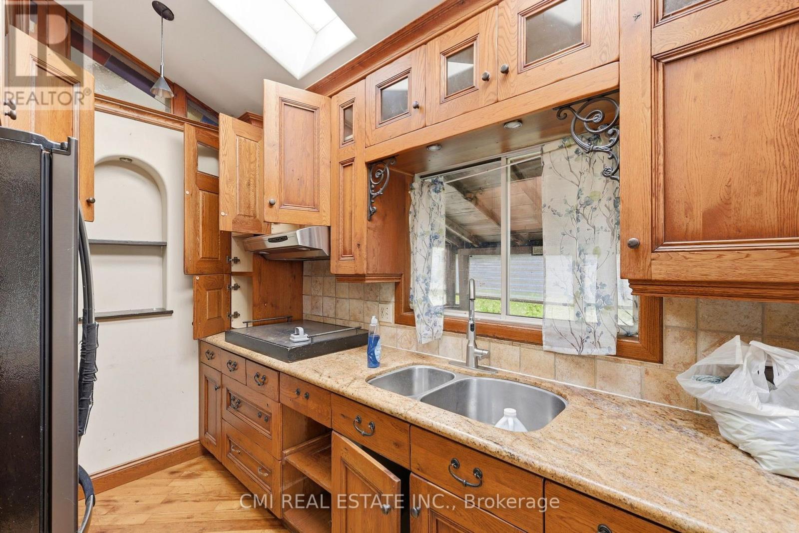 8 Jakeman Street, Kawartha Lakes (Manvers), Ontario  L0A 1A0 - Photo 9 - X13589322