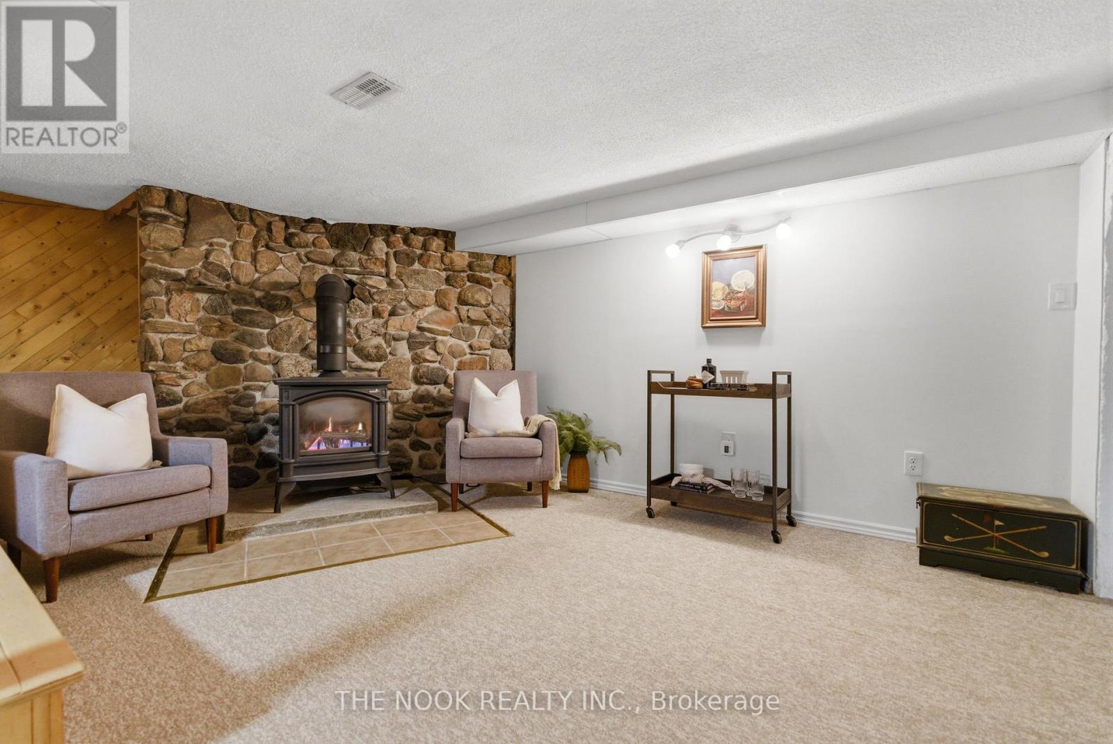 201 Ski Hill Road, Kawartha Lakes (Manvers), Ontario  L0A 1A0 - Photo 29 - X13589718