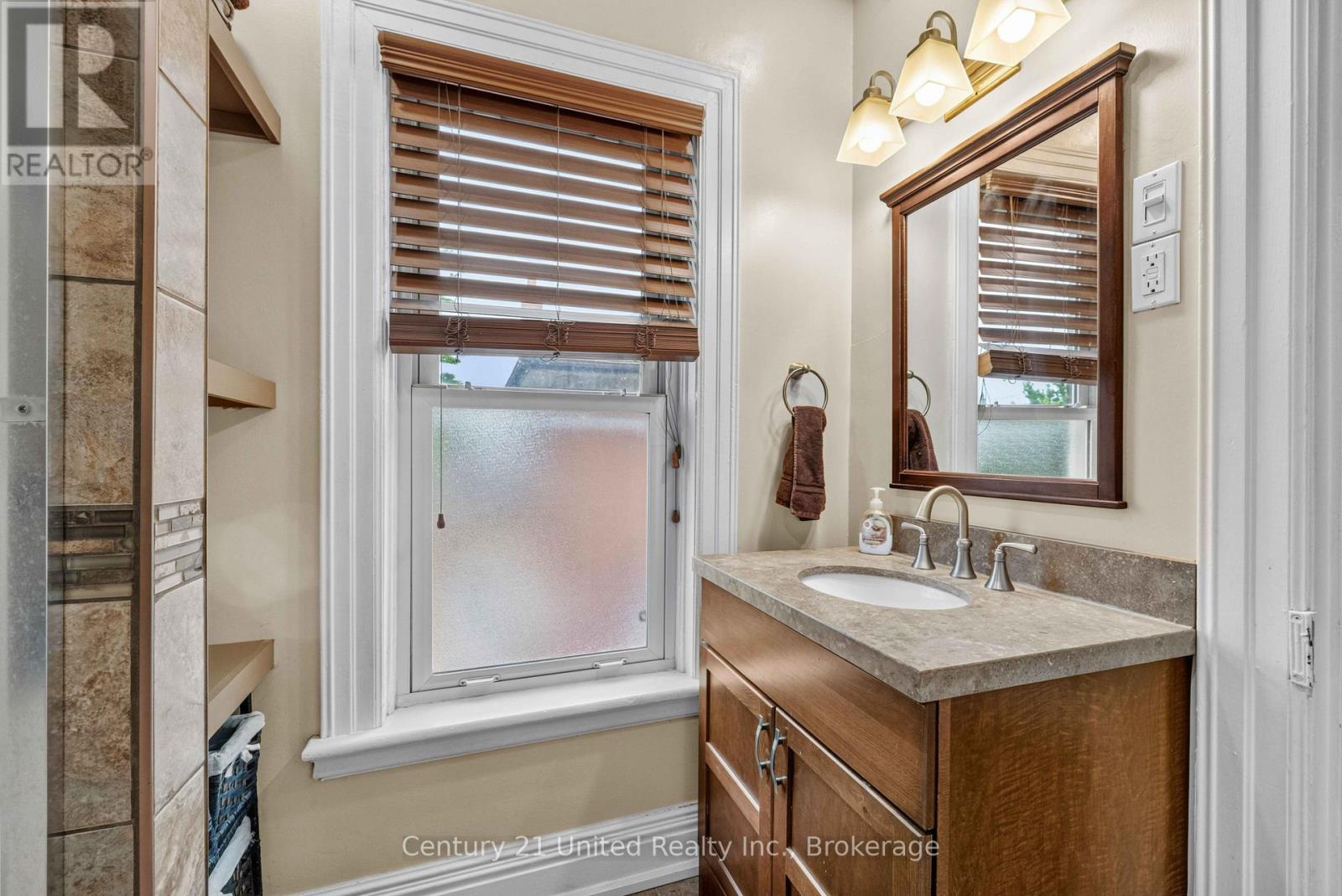 95 Morrow Street, Peterborough (Otonabee Ward 1), Ontario  K9J 1X4 - Photo 15 - X13589876