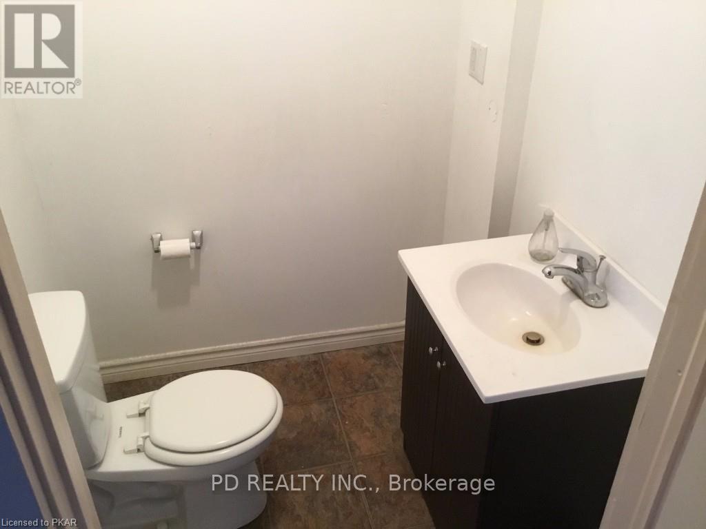 41 King Street E, Kawartha Lakes (Omemee), Ontario  K0L 2W0 - Photo 13 - X13594024