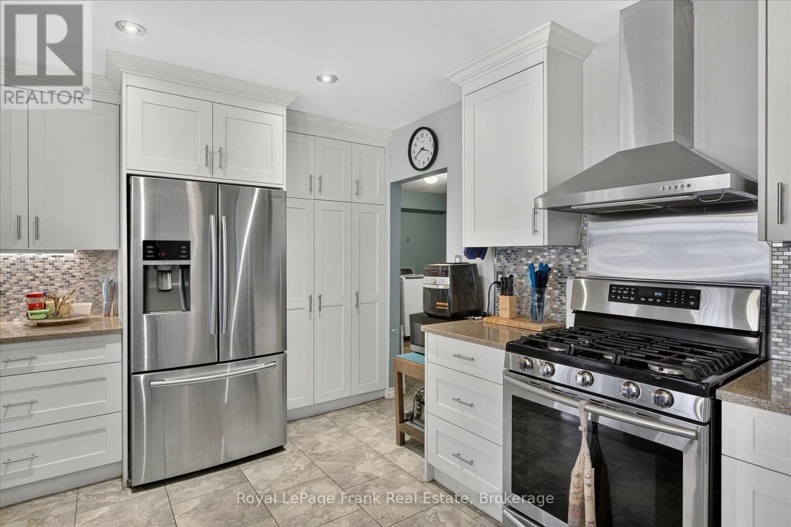 731 Harper Road, Peterborough (Otonabee Ward 1), Ontario  K9J 6X6 - Photo 22 - X13594058