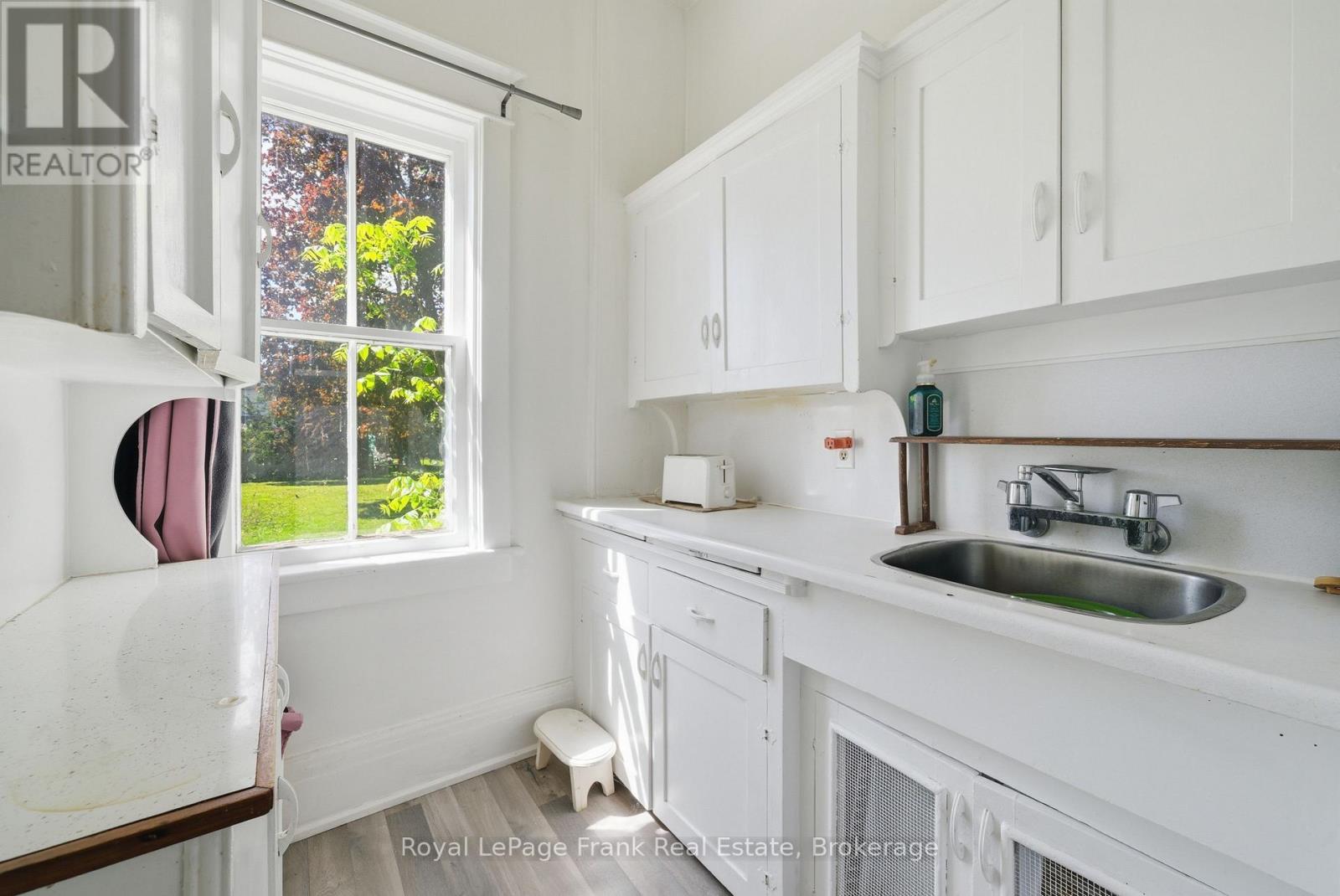 279 Kent Street W, Kawartha Lakes (Lindsay), Ontario  K9V 2Z8 - Photo 22 - X13594430