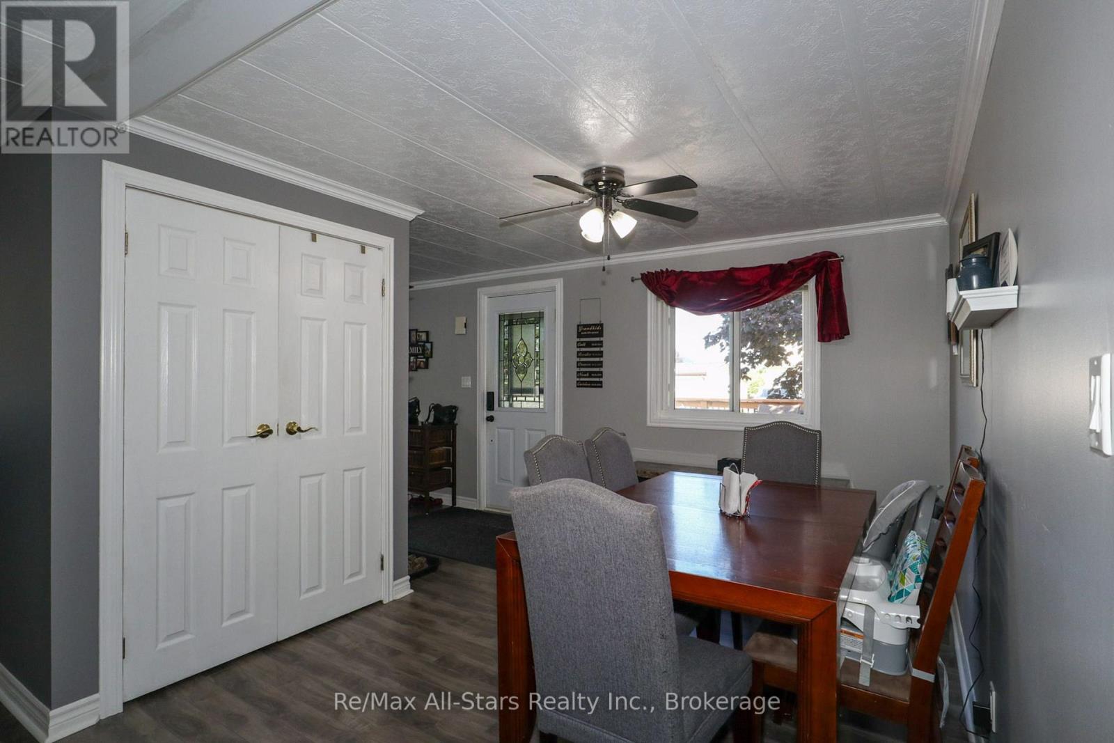 7 Cedar Street, Kawartha Lakes (Fenelon), Ontario  K9V 4R1 - Photo 4 - X13594590