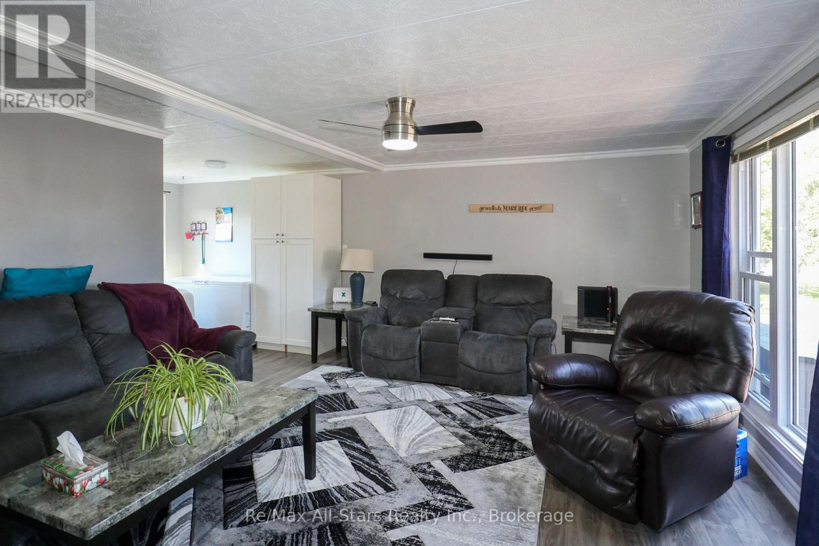 7 Cedar Street, Kawartha Lakes (Fenelon), Ontario  K9V 4R1 - Photo 9 - X13594590