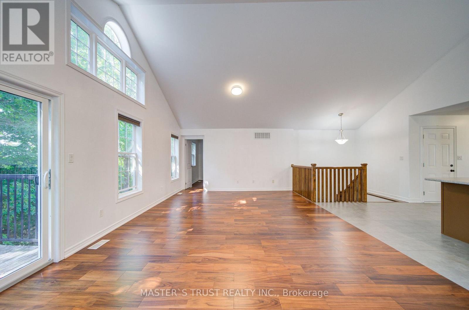 569 Grange Way, Peterborough (Northcrest Ward 5), Ontario  K9H 7M9 - Photo 8 - X13594952