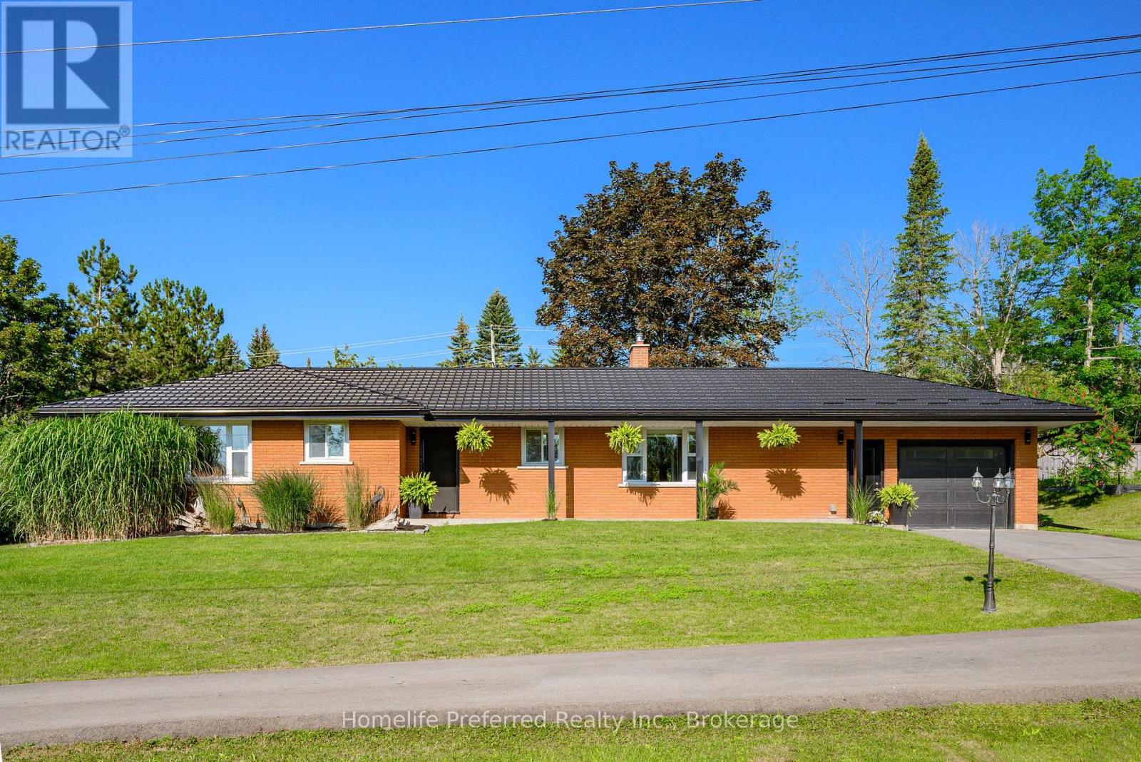548 Bissview Avenue, Selwyn, Ontario  K9J 6X4 - Photo 2 - X13595686