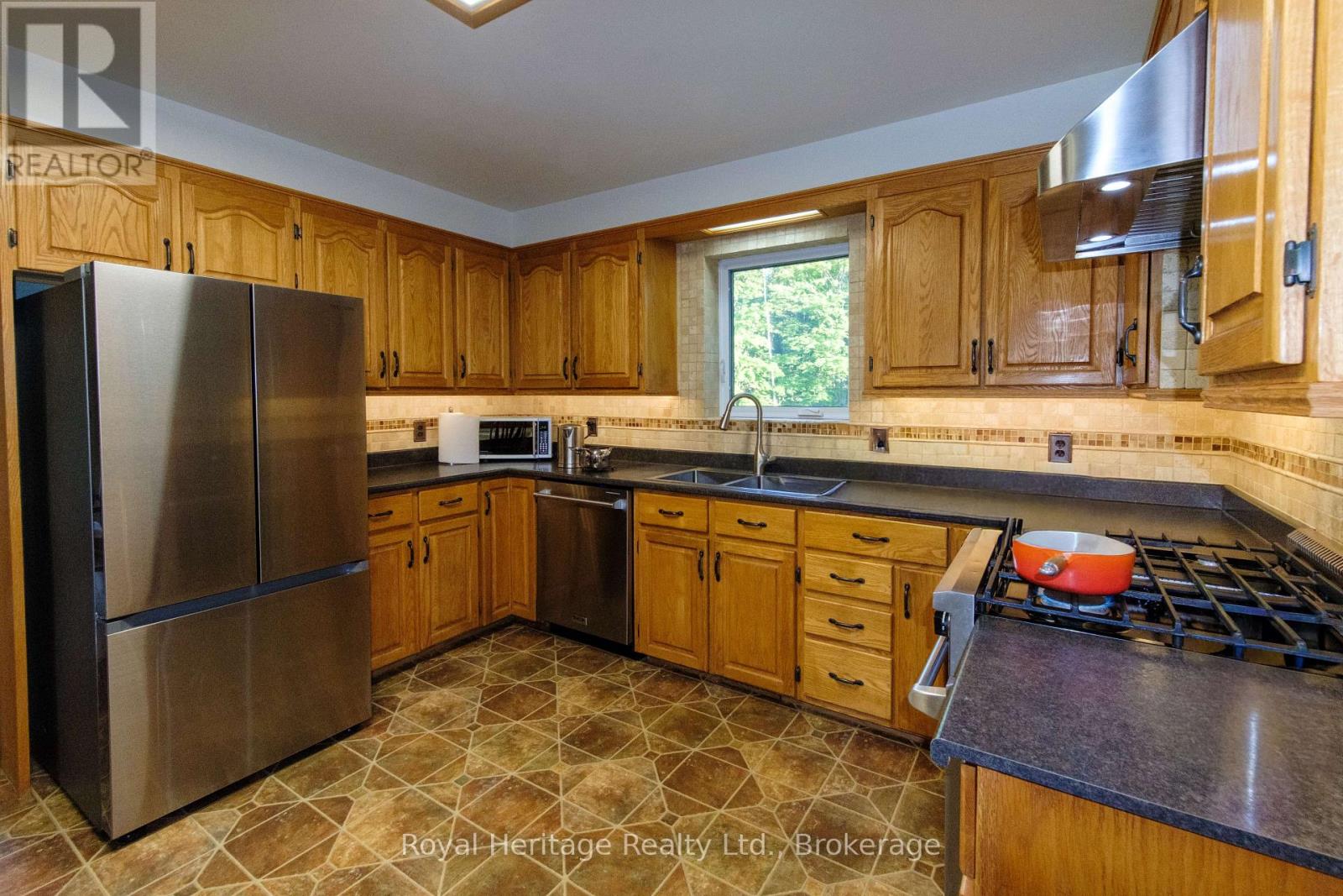 497 Mooney Road, Hastings Highlands (Monteagle Ward), Ontario  K0L 1C0 - Photo 10 - X13596316