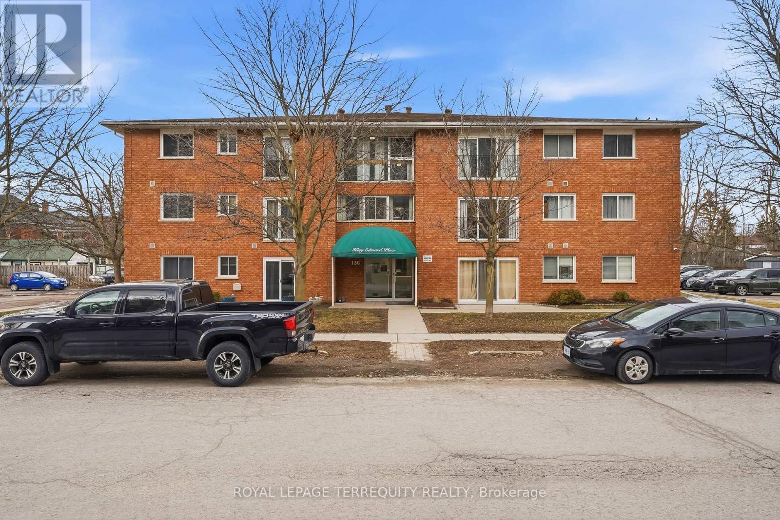 307 - 136 WARE STREET, peterborough (town ward 3), Ontario