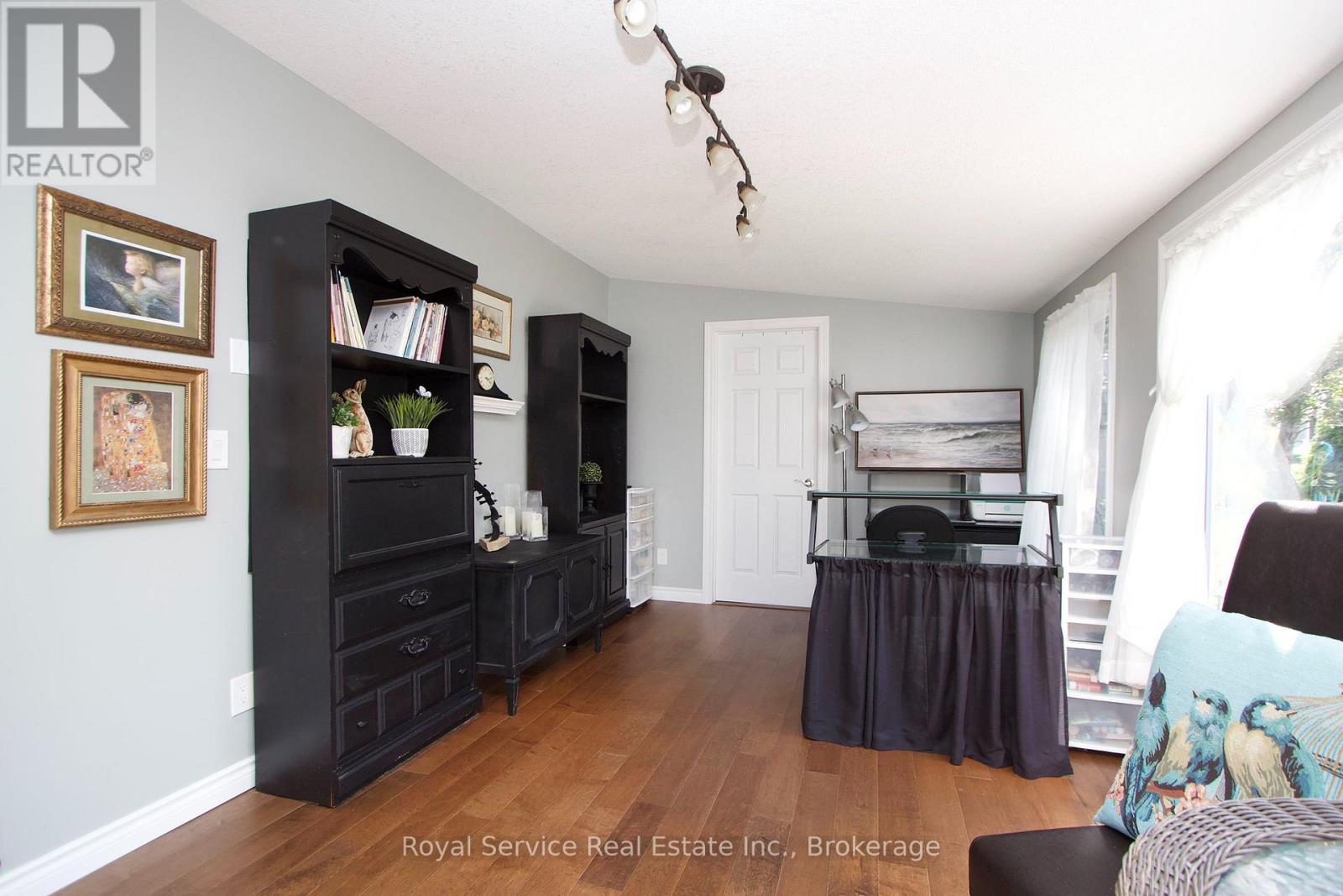 27 Cornerbrook Court, Clarington (Newcastle), Ontario  L1B 1B7 - Photo 19 - E13597562