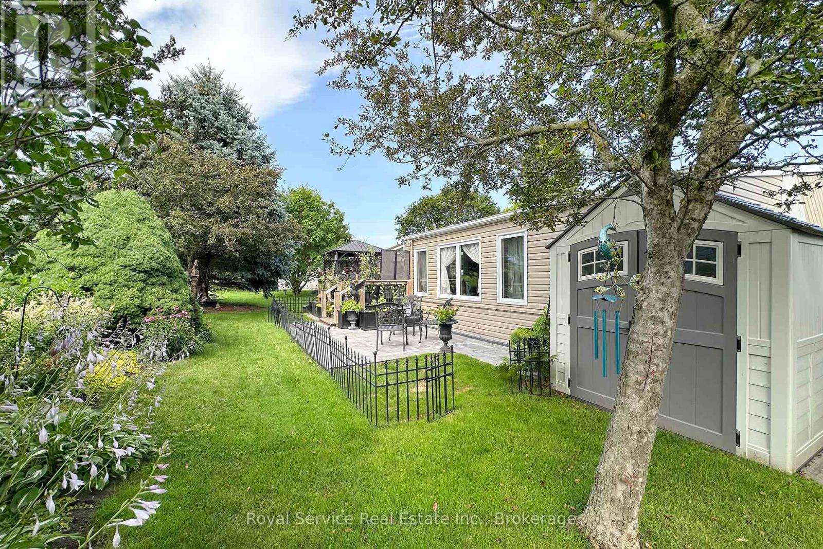27 Cornerbrook Court, Clarington (Newcastle), Ontario  L1B 1B7 - Photo 34 - E13597562