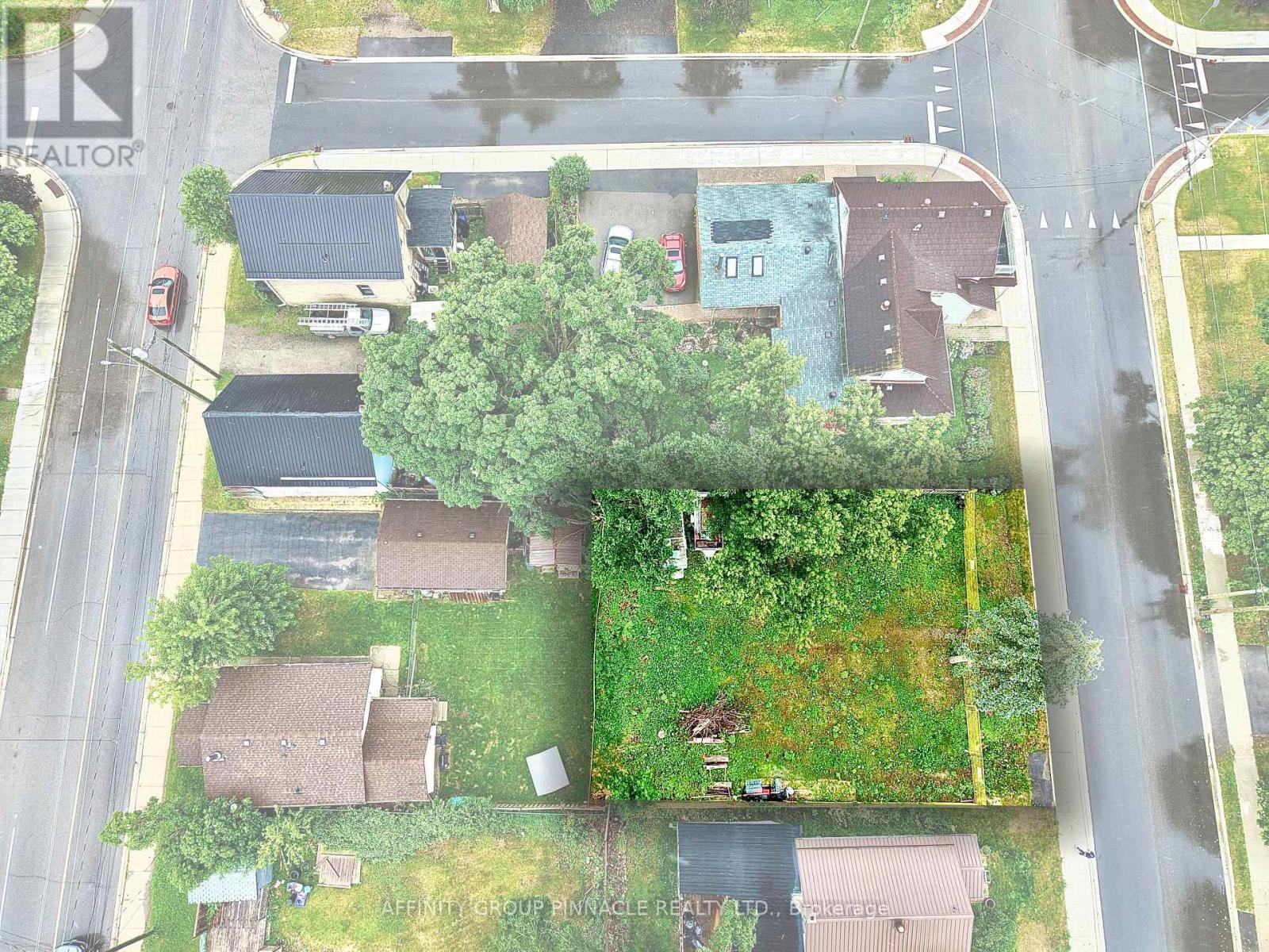 82 KING STREET, kawartha lakes (lindsay), Ontario