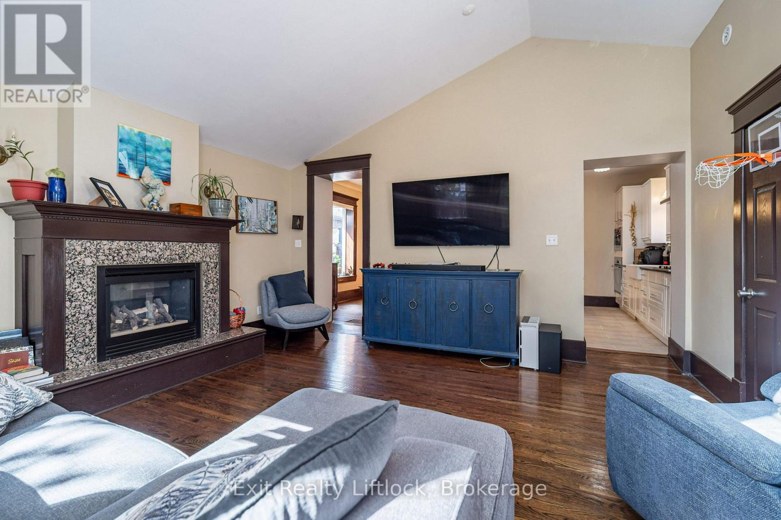251 Prince Street, Peterborough (Town Ward 3), Ontario  K9J 2A6 - Photo 16 - X13598754