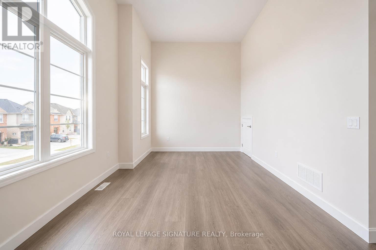109 York Drive, Peterborough (Monaghan Ward 2), Ontario  K9K 0G3 - Photo 8 - X13599694