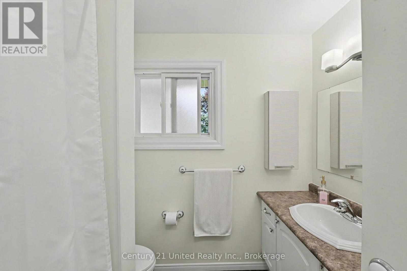 815 Stewart Drive, Peterborough (Ashburnham Ward 4), Ontario  K9J 7R3 - Photo 14 - X13599758