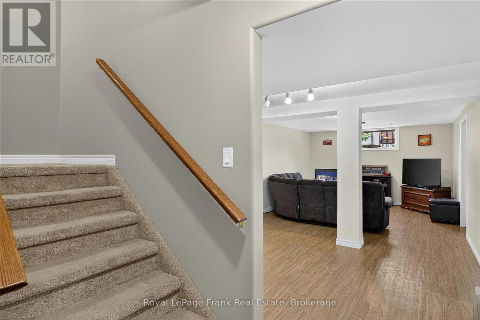 2305 Marsdale Drive, Peterborough (Ashburnham Ward 4), Ontario  K9L 0B6 - Photo 34 - X13599958