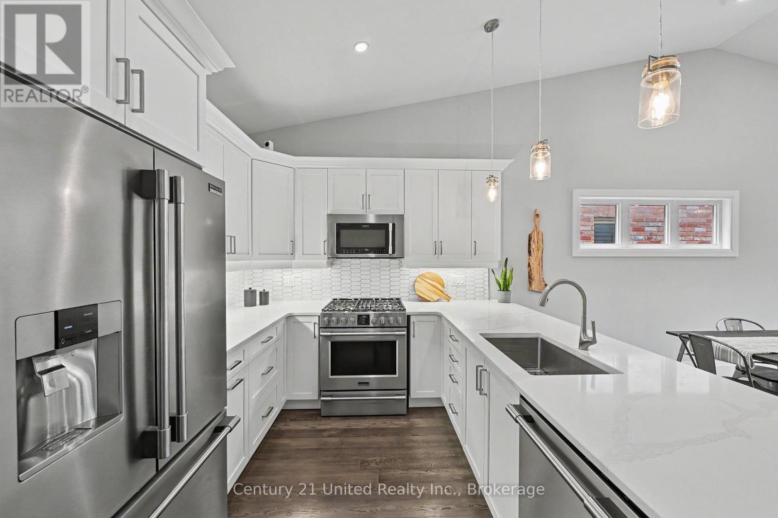 606 Settlers Ridge, Peterborough (Northcrest Ward 5), Ontario  K9L 0G3 - Photo 5 - X13600386