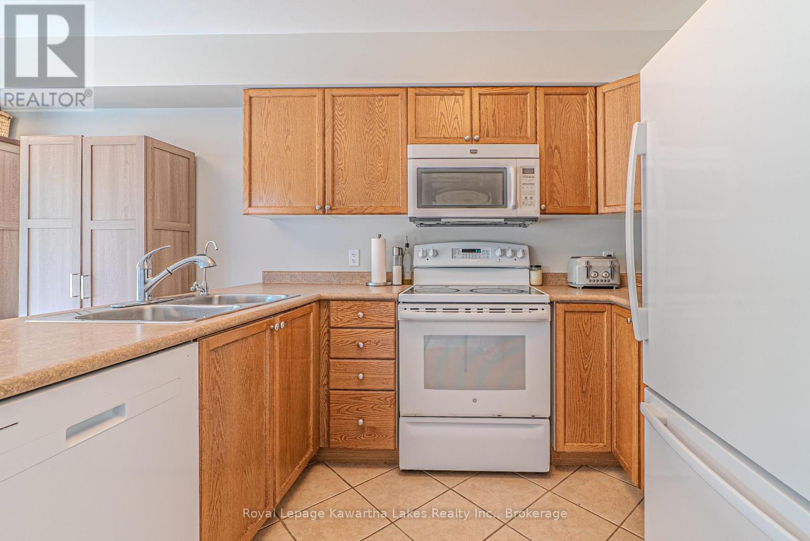 28 Lang Court, Kawartha Lakes (Lindsay), Ontario  K9V 6E5 - Photo 12 - X13600960
