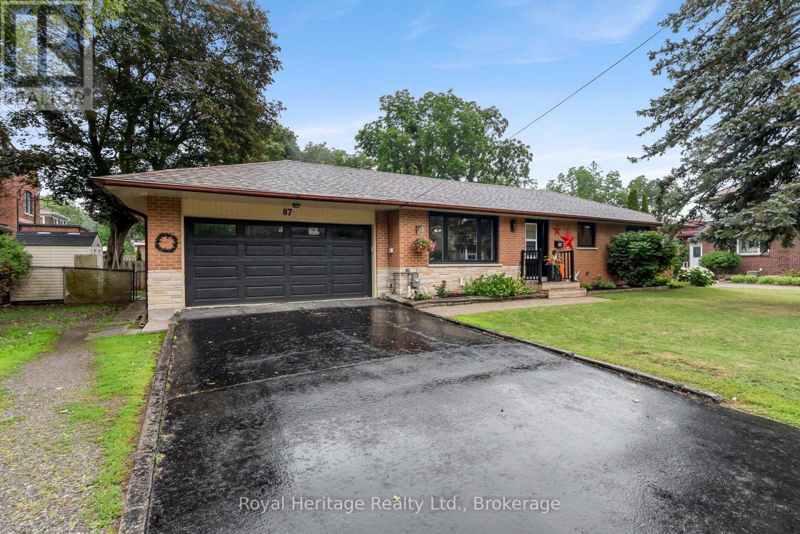 87 Colborne Street W, Kawartha Lakes (Lindsay), Ontario  K9V 3T4 - Photo 2 - X13601250