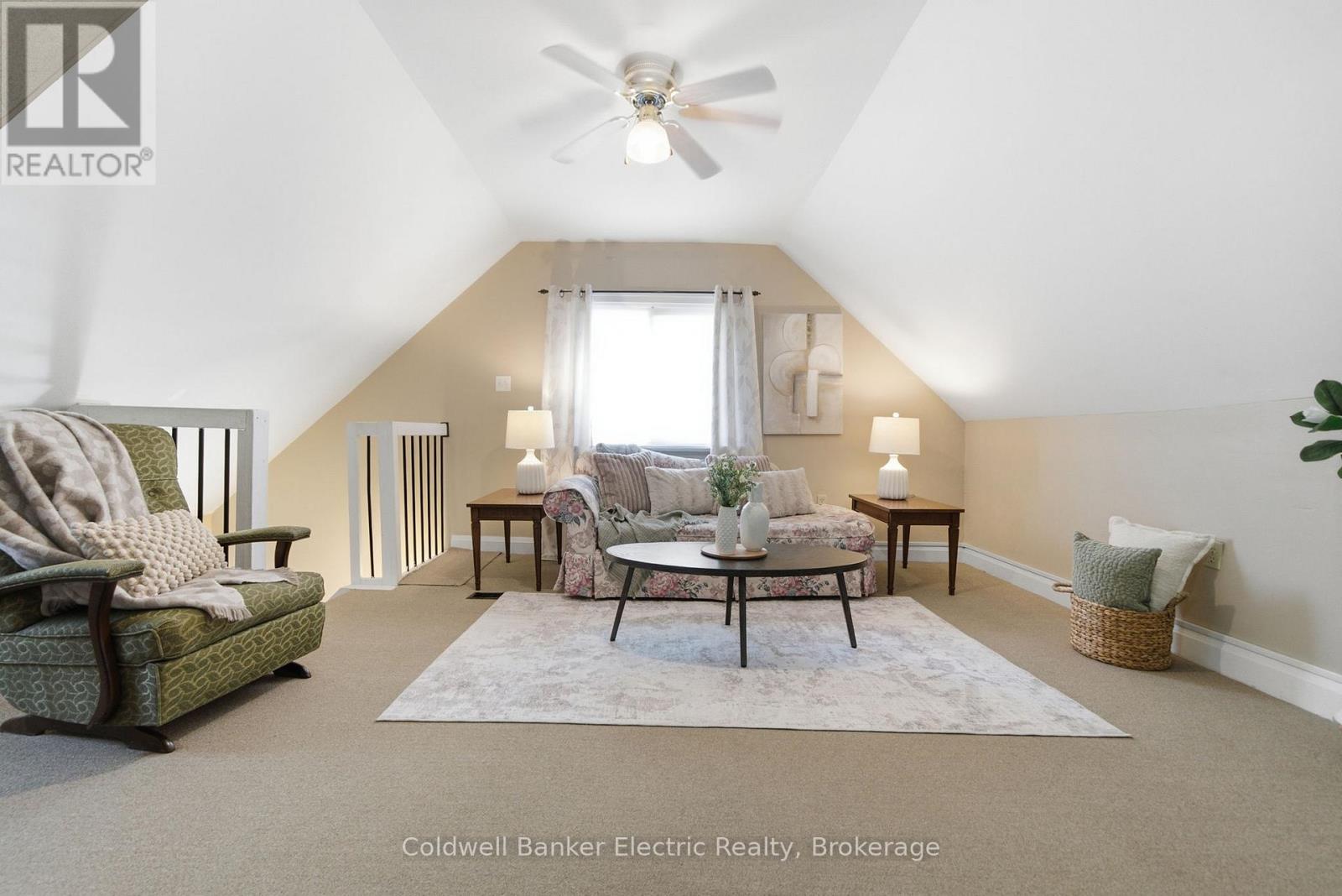1228 Kenneth Avenue, Peterborough (Otonabee Ward 1), Ontario  K9J 5P9 - Photo 17 - X13601330