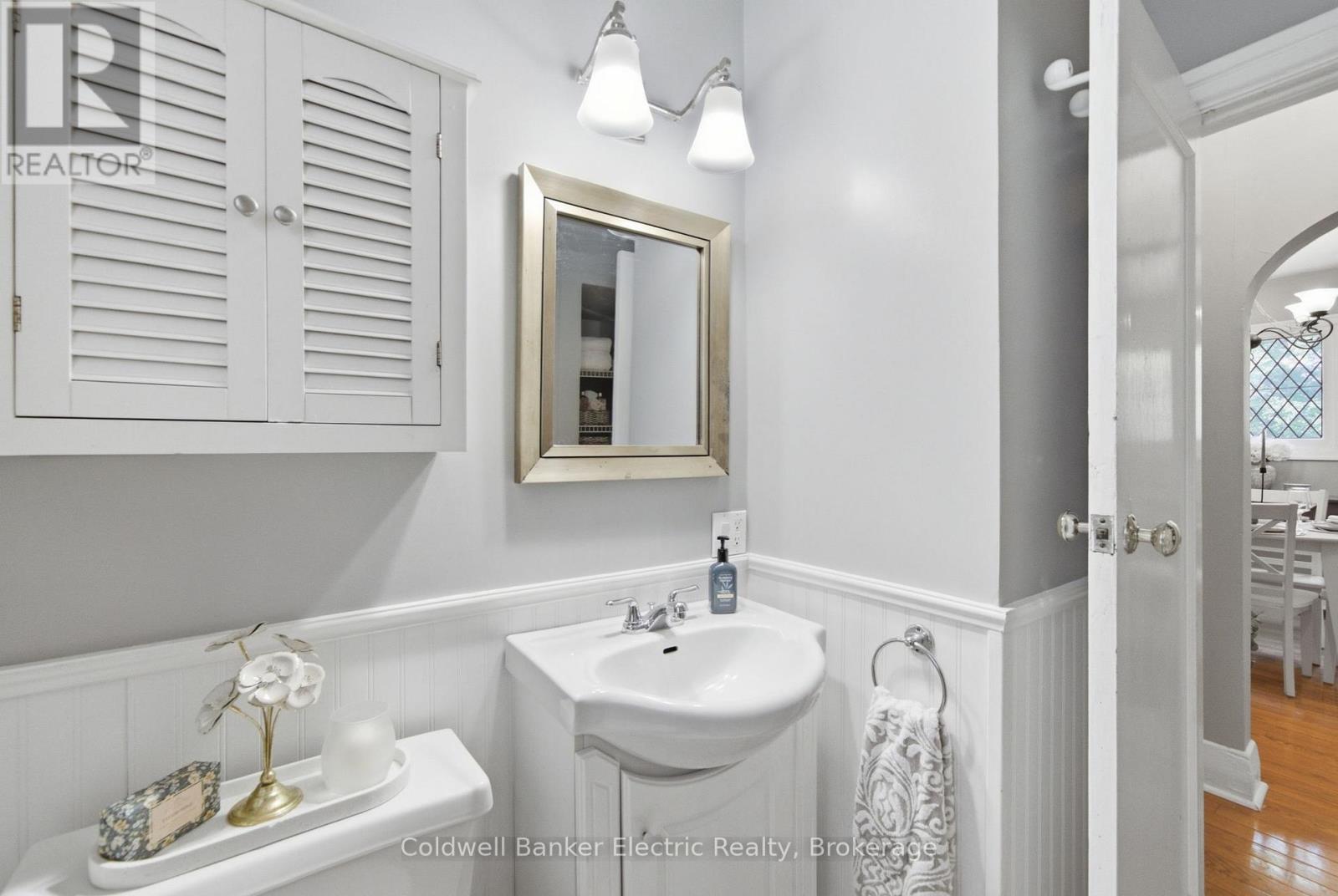 1228 Kenneth Avenue, Peterborough (Otonabee Ward 1), Ontario  K9J 5P9 - Photo 25 - X13601330