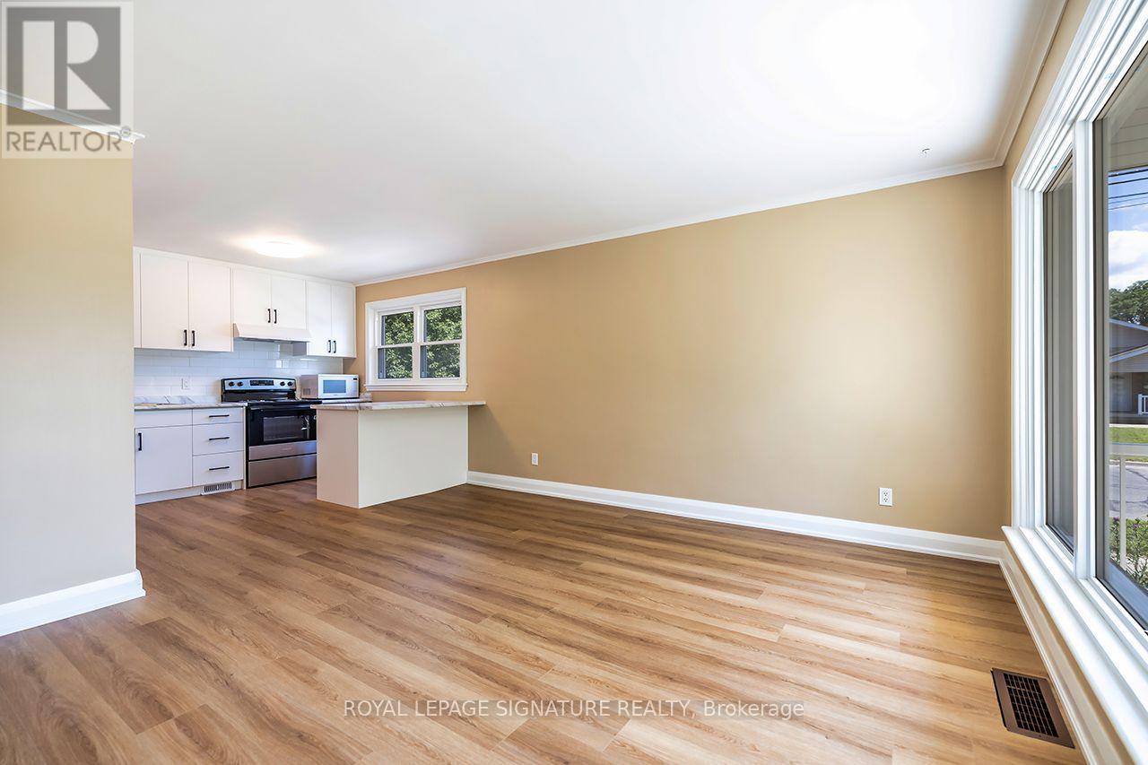 812 Schneider Place, Peterborough (Northcrest Ward 5), Ontario  K9H 5S5 - Photo 6 - X13601382