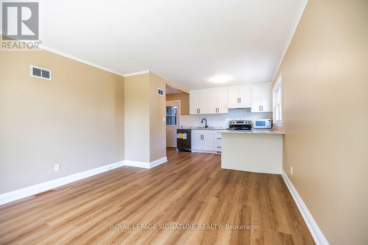 812 Schneider Place, Peterborough (Northcrest Ward 5), Ontario  K9H 5S5 - Photo 7 - X13601382