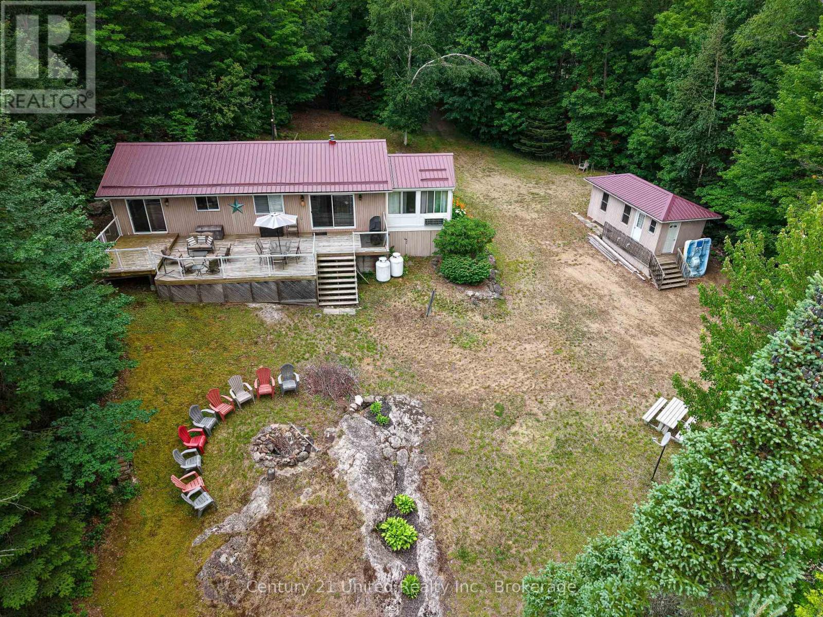 1047 Redwood Lane, Highlands East (Cardiff Ward), Ontario  K0L 1C0 - Photo 3 - X13601904