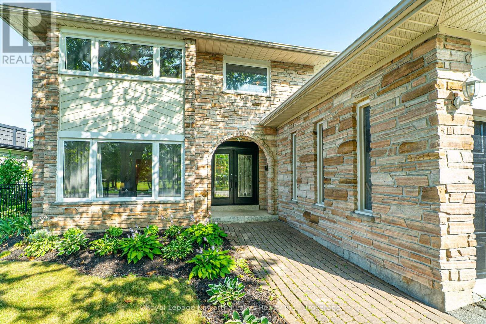 60 Sanderling Crescent, Kawartha Lakes (Lindsay), Ontario  K9V 4N2 - Photo 2 - X13603578