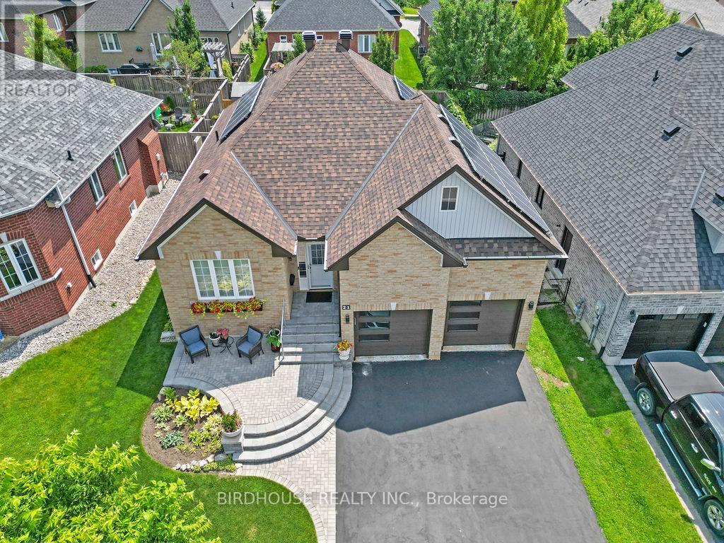 21 Ellis Crescent, Kawartha Lakes (Lindsay), Ontario  K9V 0A4 - Photo 2 - X13605774