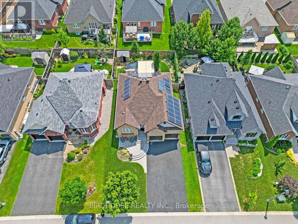 21 Ellis Crescent, Kawartha Lakes (Lindsay), Ontario  K9V 0A4 - Photo 3 - X13605774