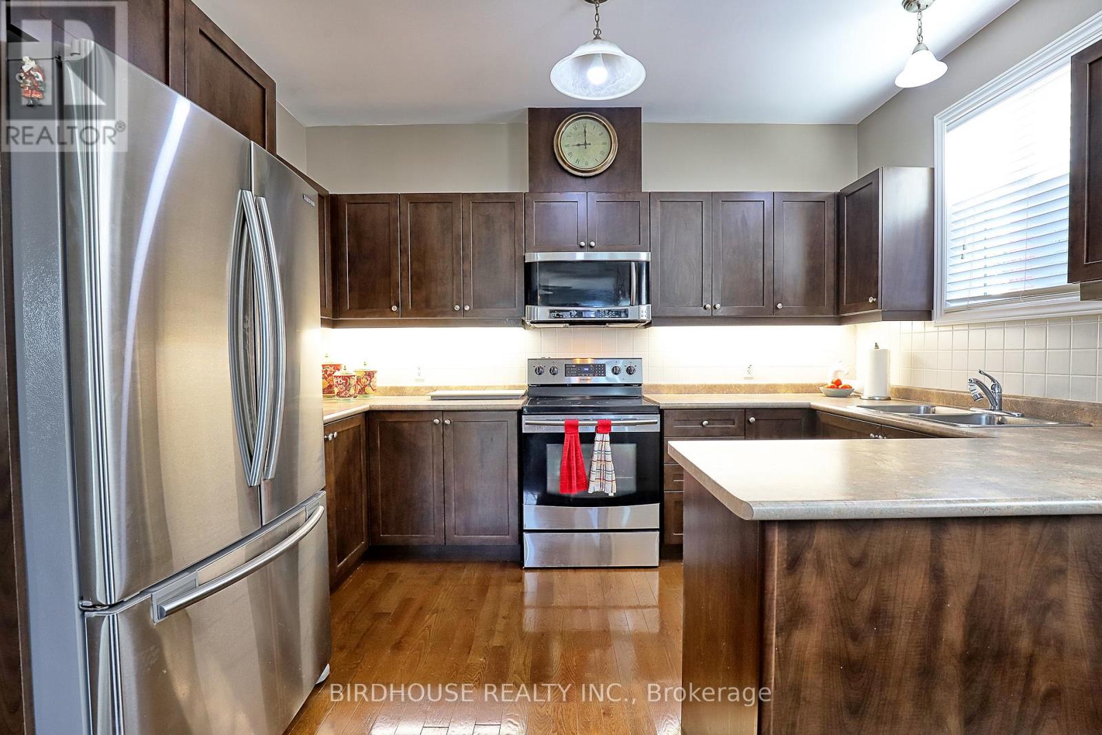 21 Ellis Crescent, Kawartha Lakes (Lindsay), Ontario  K9V 0A4 - Photo 6 - X13605774