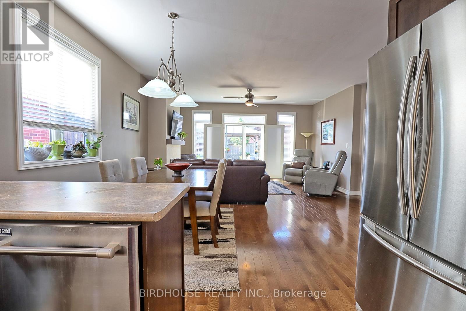 21 Ellis Crescent, Kawartha Lakes (Lindsay), Ontario  K9V 0A4 - Photo 7 - X13605774