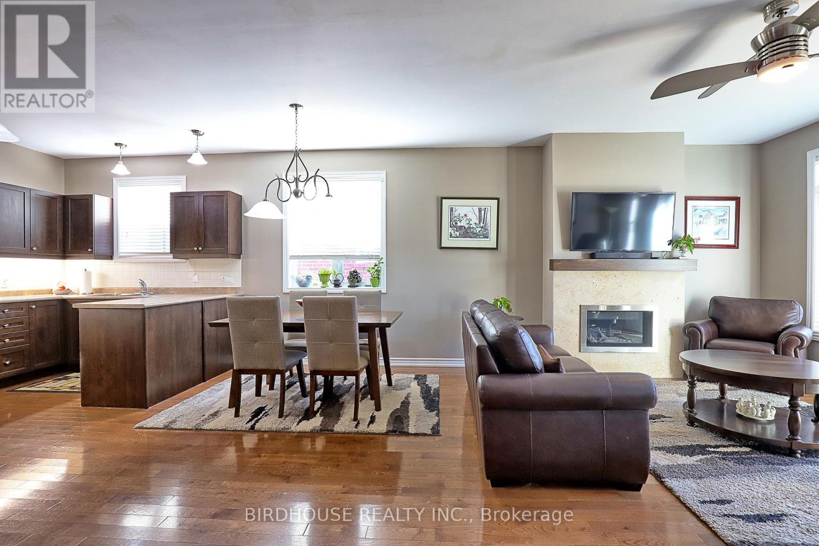 21 Ellis Crescent, Kawartha Lakes (Lindsay), Ontario  K9V 0A4 - Photo 8 - X13605774