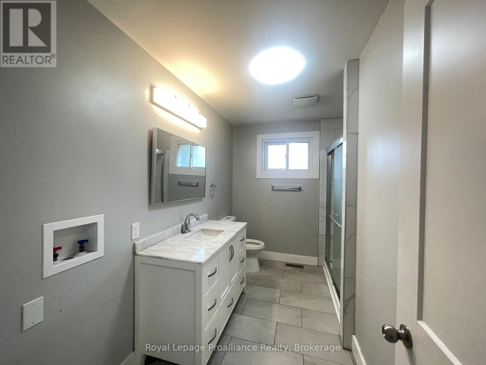 357 Martin Road, Peterborough (Northcrest Ward 5), Ontario  K9K 1C9 - Photo 14 - X13606338