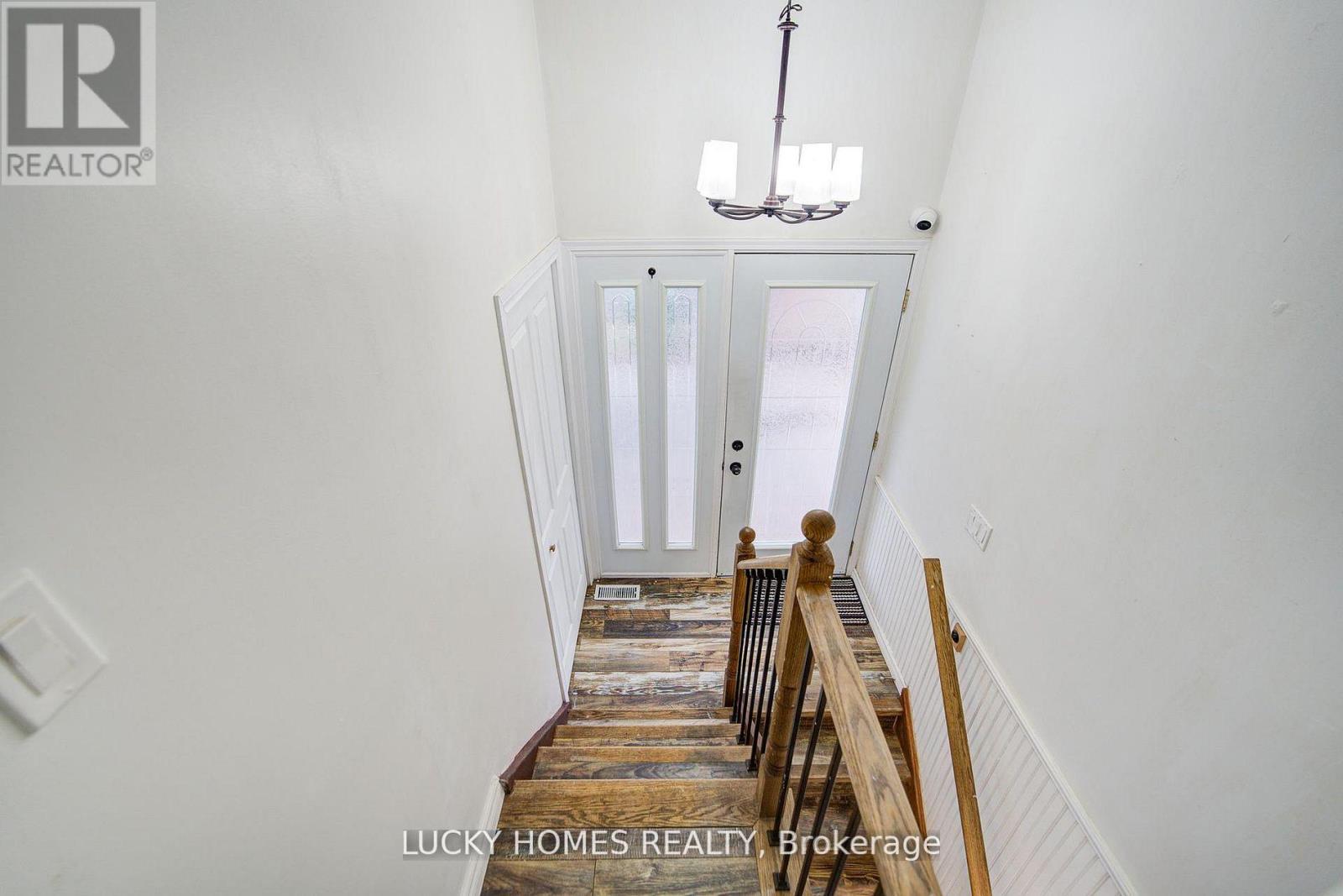 711 Otonabee Drive, Peterborough (Ashburnham Ward 4), Ontario  K9J 7P8 - Photo 4 - X13606862