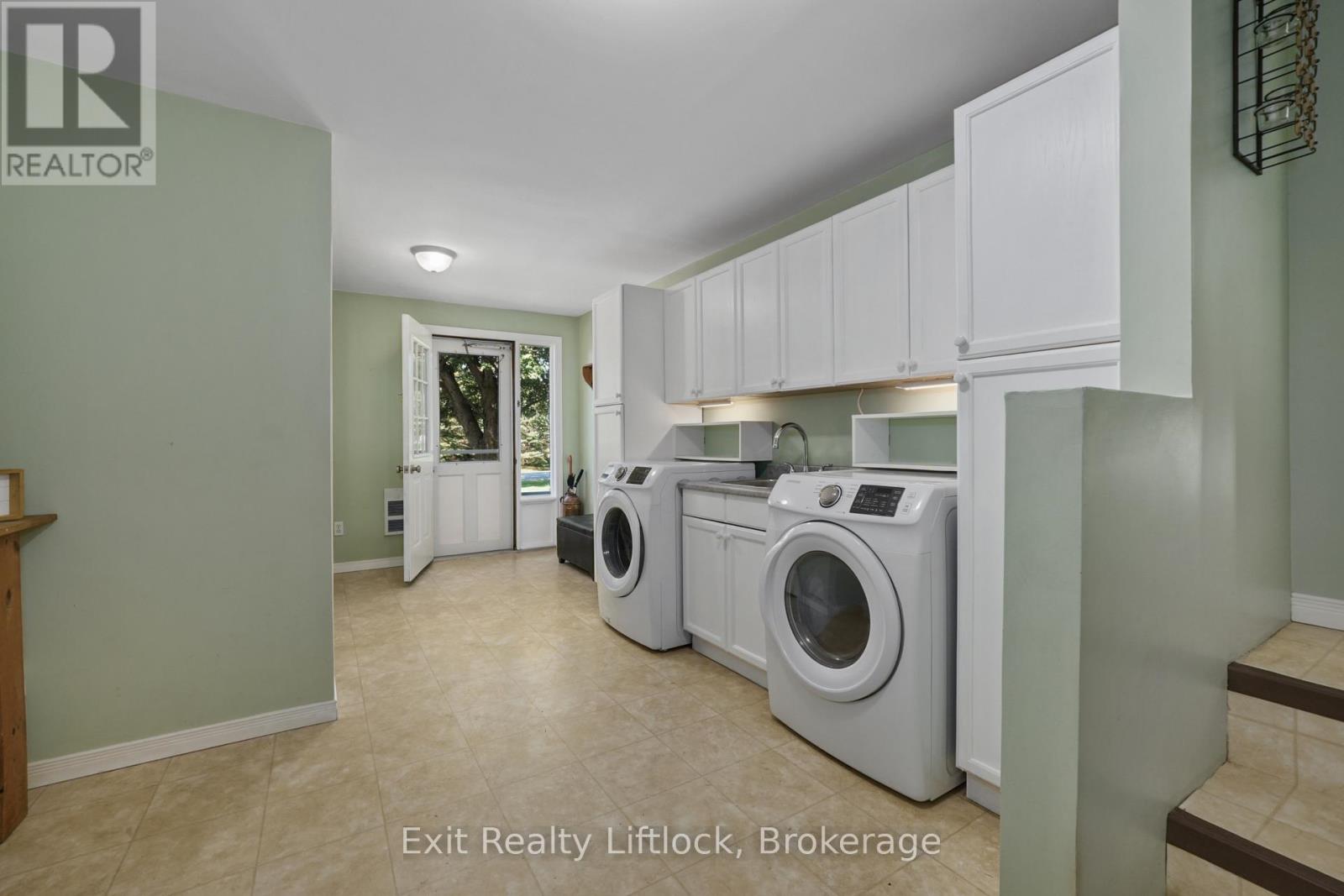 117 Pinecrest Avenue, Otonabee-South Monaghan, Ontario  K0L 2G0 - Photo 18 - X13607556