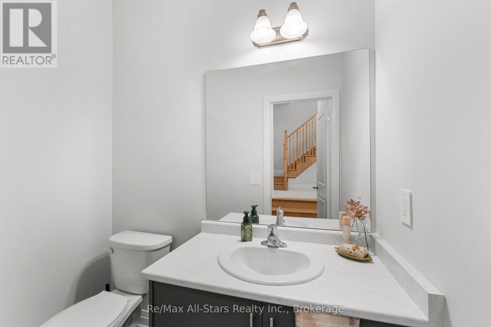 7 Keenan Street, Kawartha Lakes (Lindsay), Ontario  K9V 6C2 - Photo 13 - X13607832