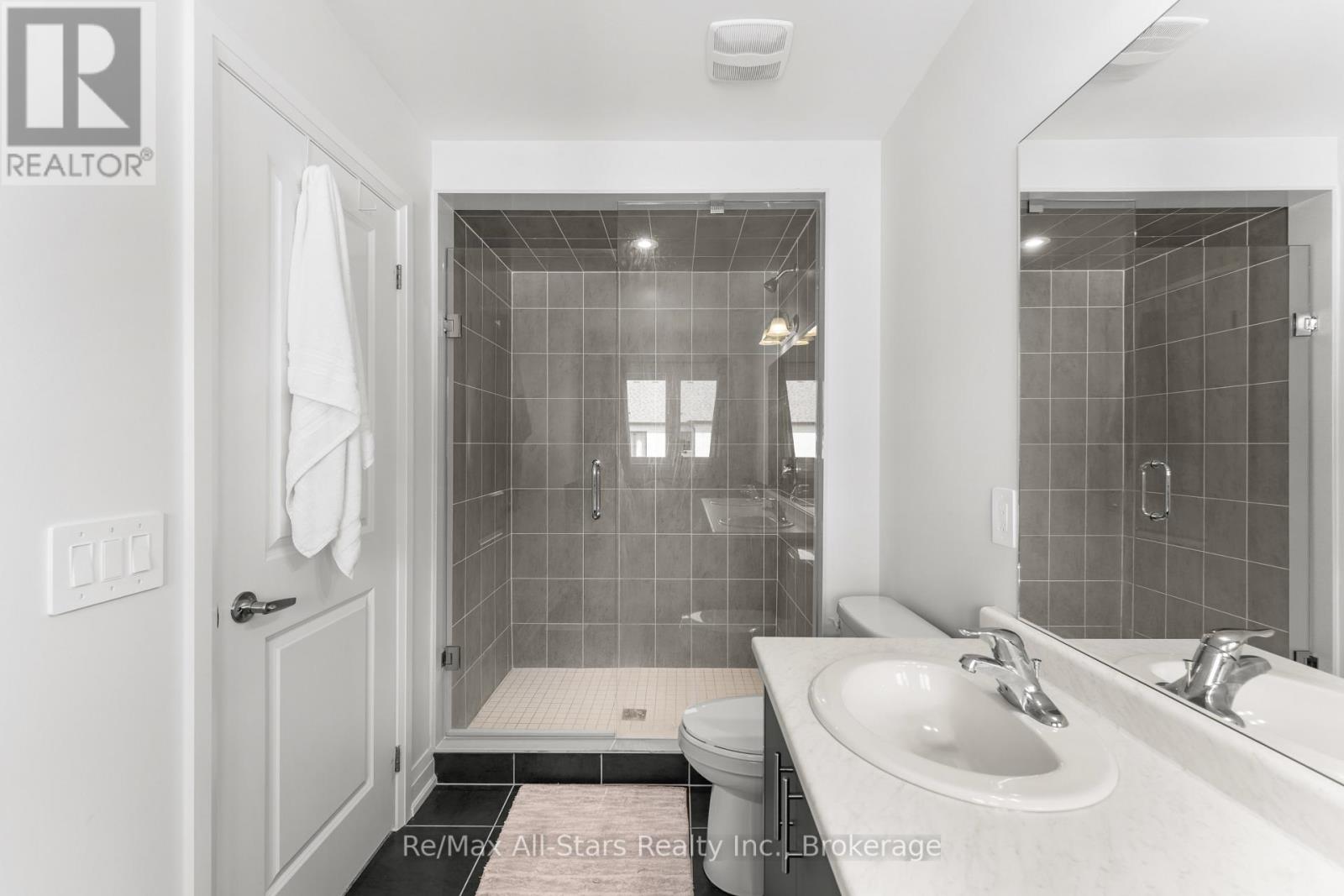 7 Keenan Street, Kawartha Lakes (Lindsay), Ontario  K9V 6C2 - Photo 21 - X13607832