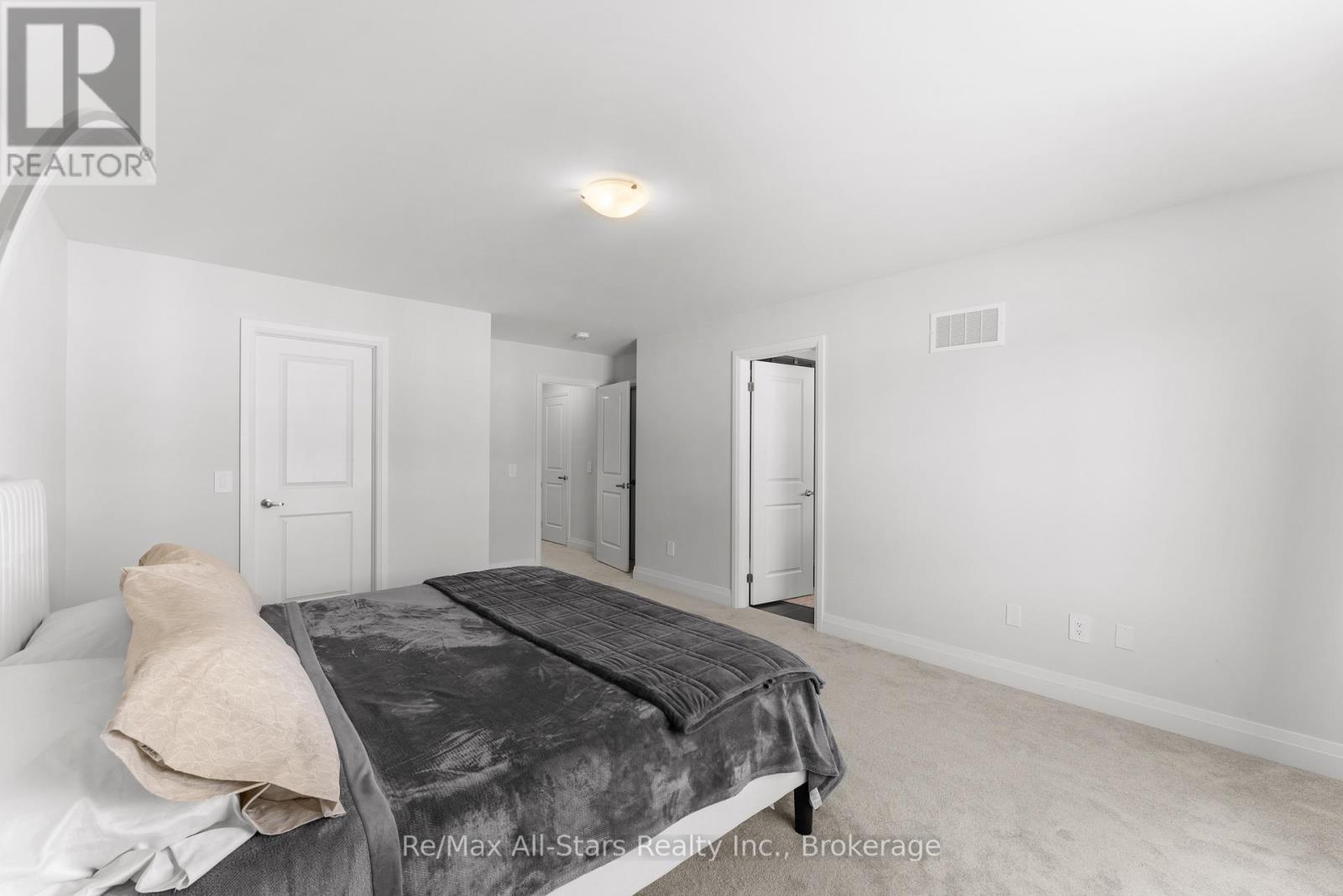 7 Keenan Street, Kawartha Lakes (Lindsay), Ontario  K9V 6C2 - Photo 22 - X13607832