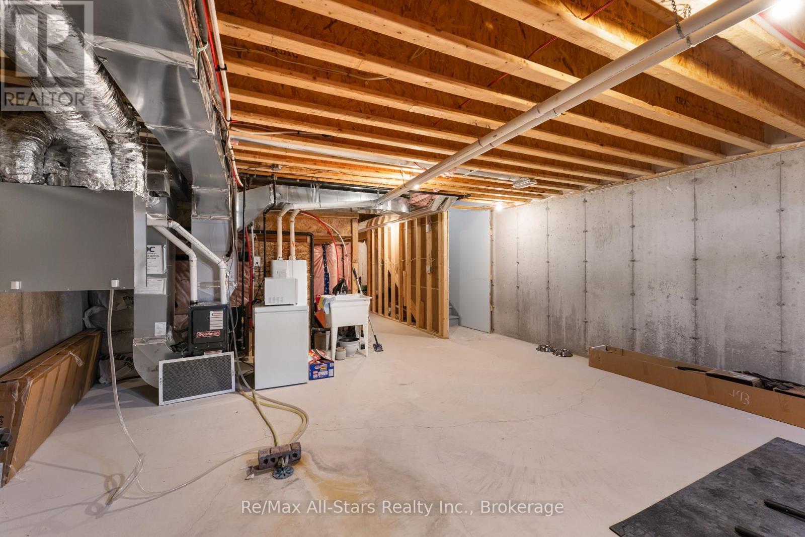 7 Keenan Street, Kawartha Lakes (Lindsay), Ontario  K9V 6C2 - Photo 24 - X13607832