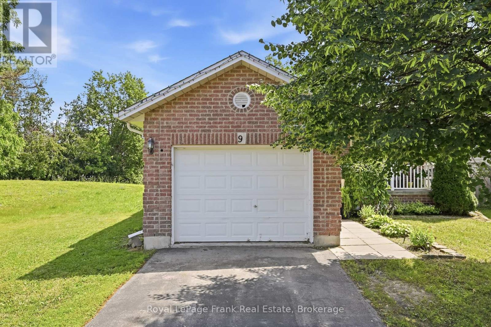 9 Durham Street W, Kawartha Lakes (Lindsay), Ontario  K9V 2P3 - Photo 5 - X13608928