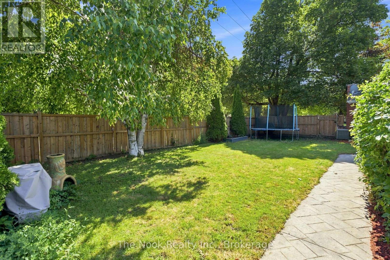 264 Bennet Street, Peterborough (Northcrest Ward 5), Ontario  K9H 5B9 - Photo 46 - X13609544