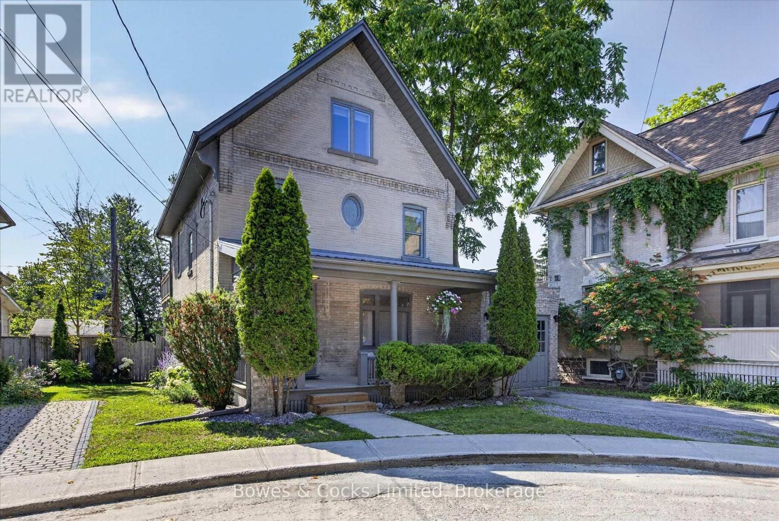 251 Engleburn Avenue, Peterborough (Ashburnham Ward 4), Ontario  K9J 7L4 - Photo 2 - X13609752