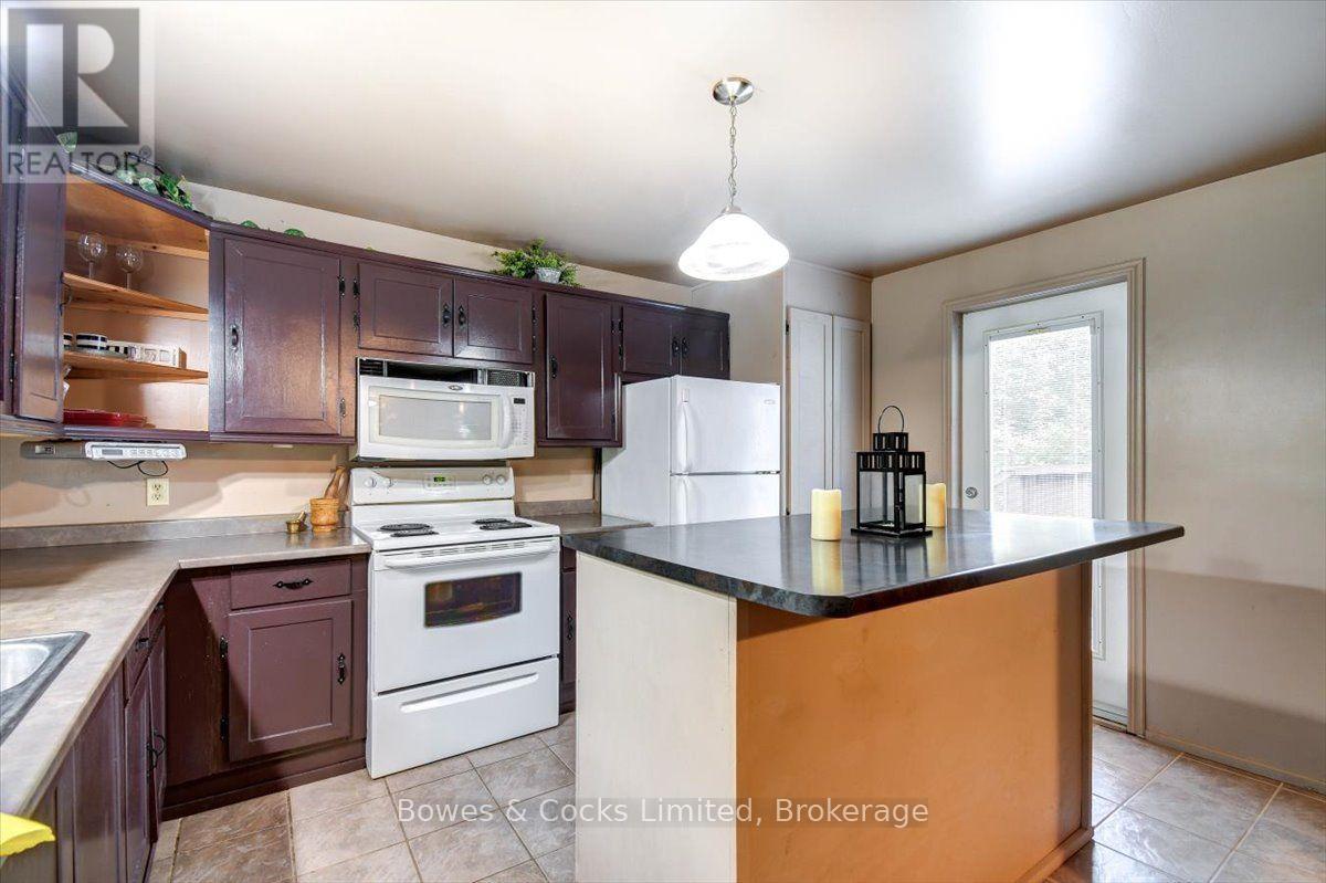 3196 Old Hastings Road, Limerick, Ontario  K0L 1P0 - Photo 8 - X13610498