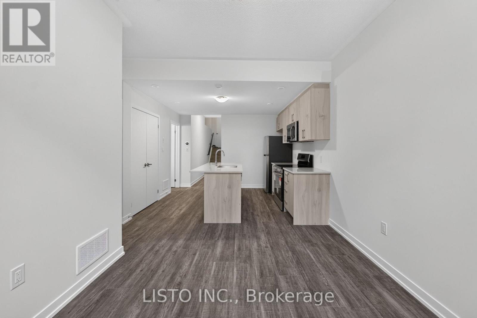 106b - 106 Ziibi Way, Clarington (Newcastle), Ontario  L1B 0W5 - Photo 11 - E13611138