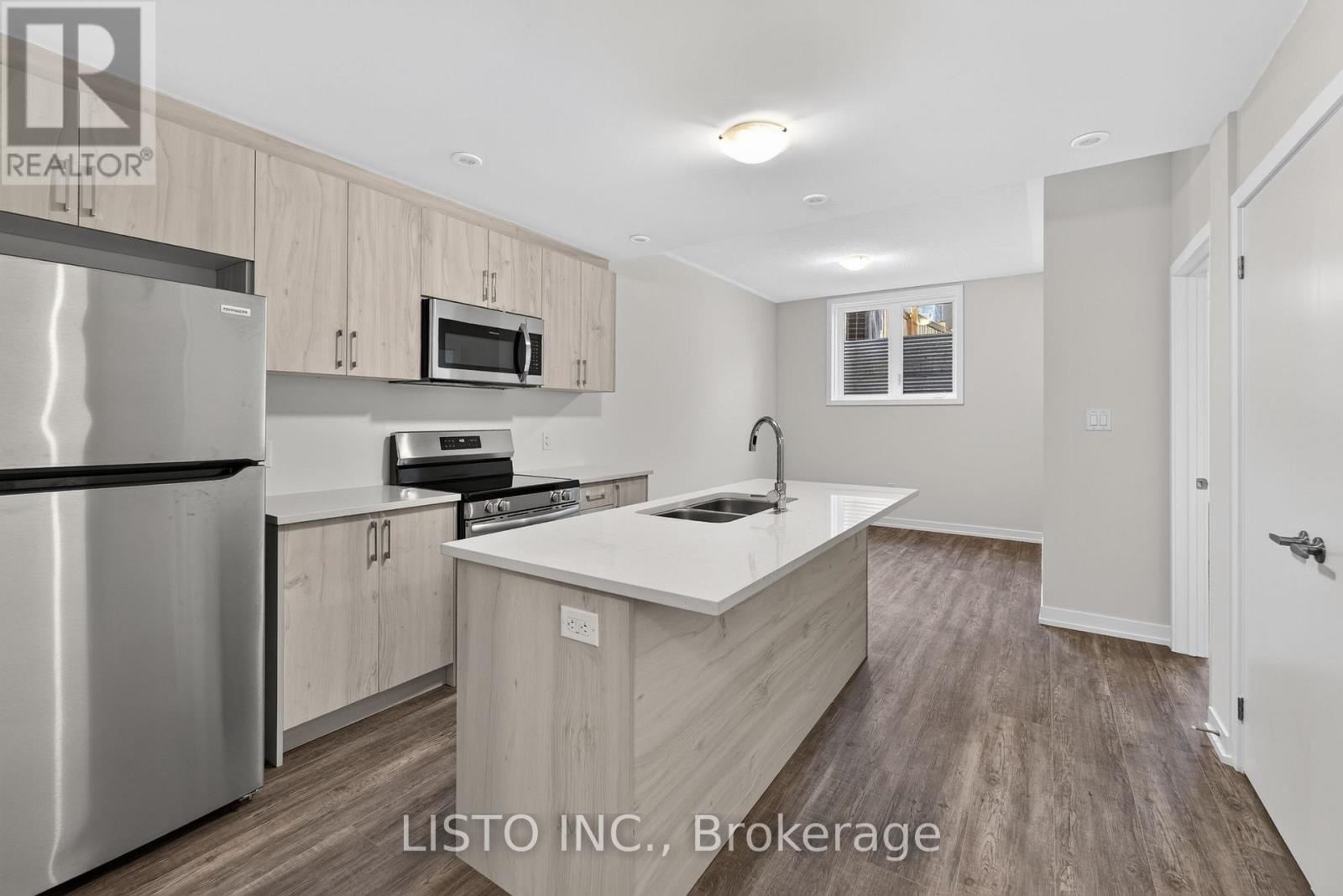 106b - 106 Ziibi Way, Clarington (Newcastle), Ontario  L1B 0W5 - Photo 8 - E13611138