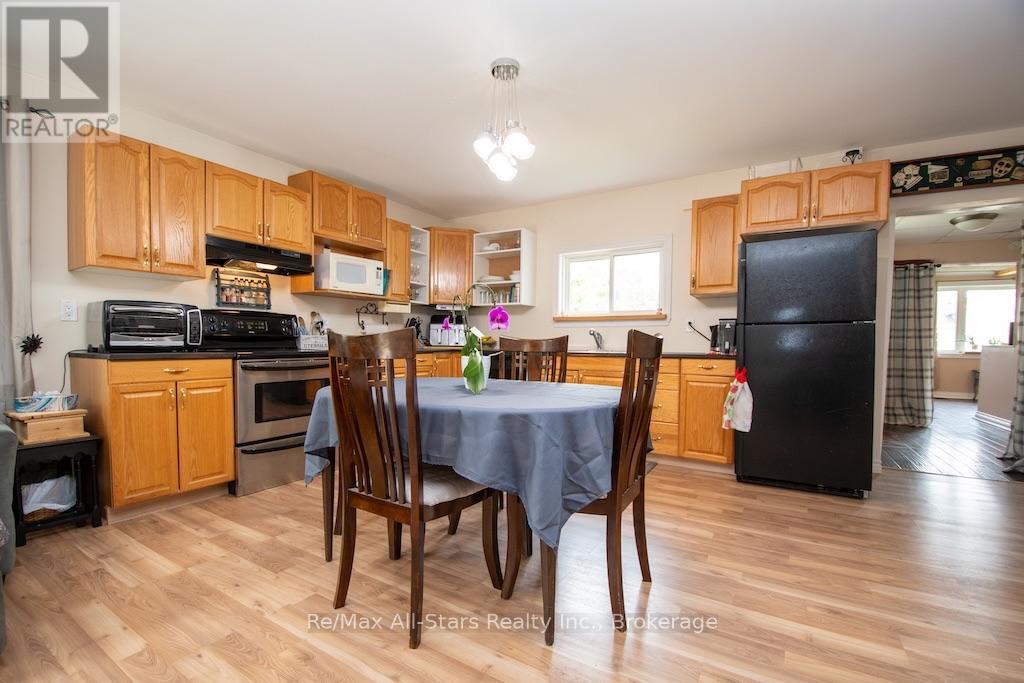 59 George Street W, Kawartha Lakes (Lindsay), Ontario  K9V 2P2 - Photo 13 - X13611970