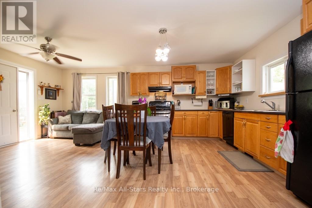 59 George Street W, Kawartha Lakes (Lindsay), Ontario  K9V 2P2 - Photo 9 - X13611970