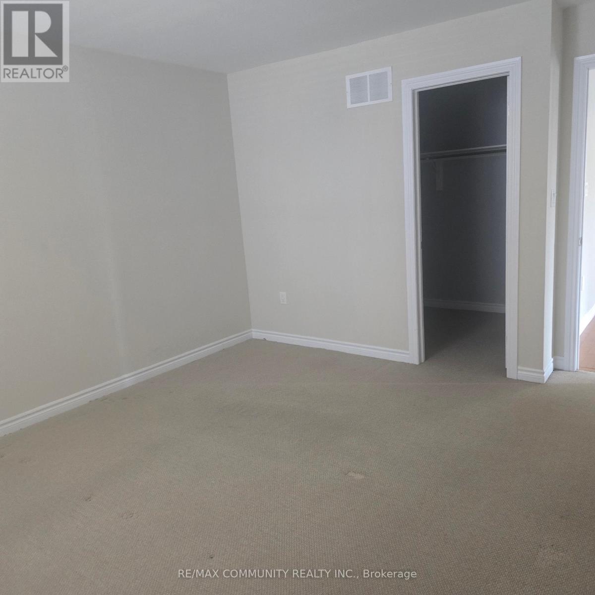134 Springdale Drive, Kawartha Lakes (Lindsay), Ontario  K9V 0N1 - Photo 7 - X13612266
