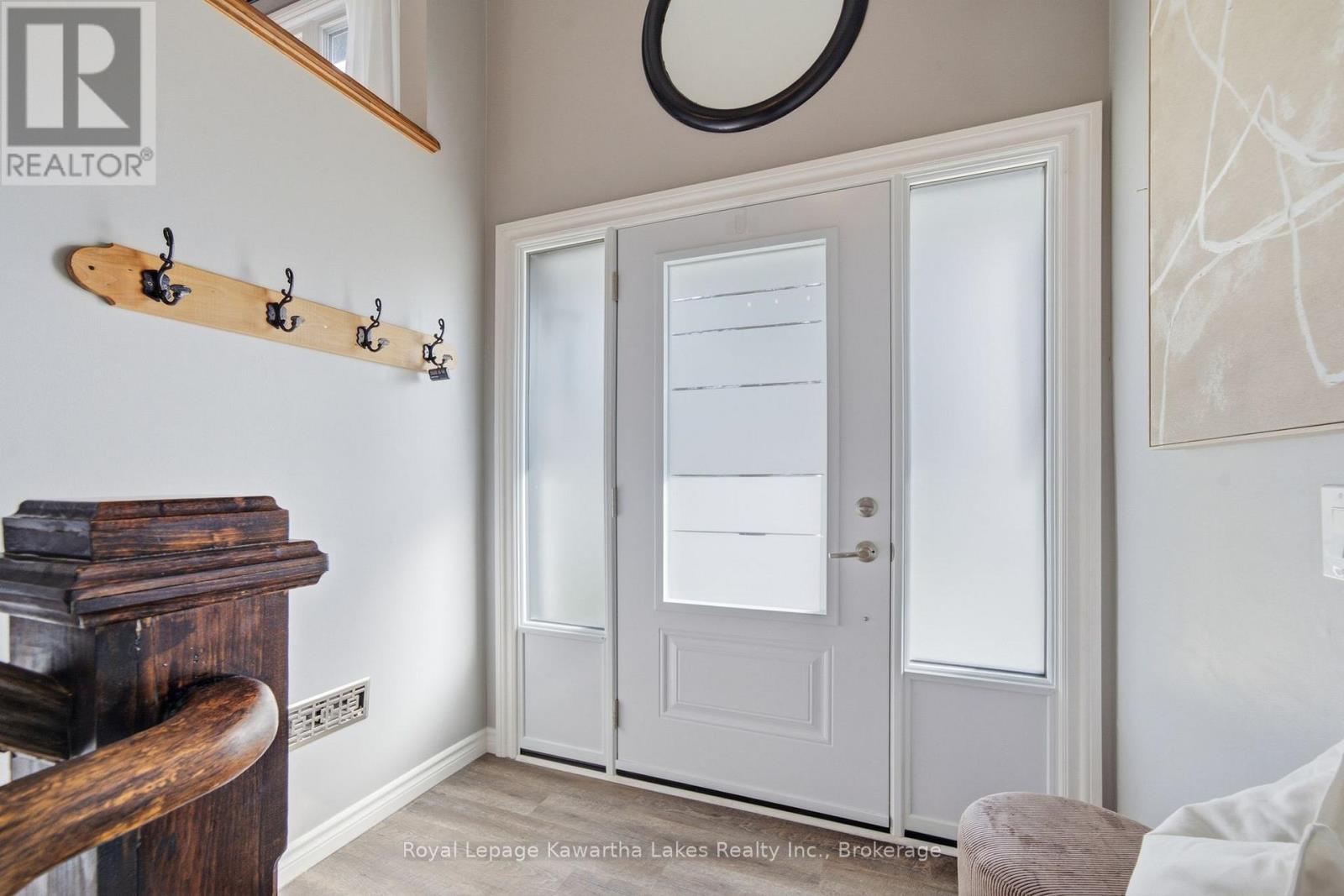 449 William Street N, Kawartha Lakes (Lindsay), Ontario  K9V 0J5 - Photo 12 - X13612740